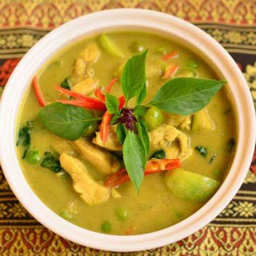 Gaeng Kiew Waan Kai (Groene Curry met Kip)